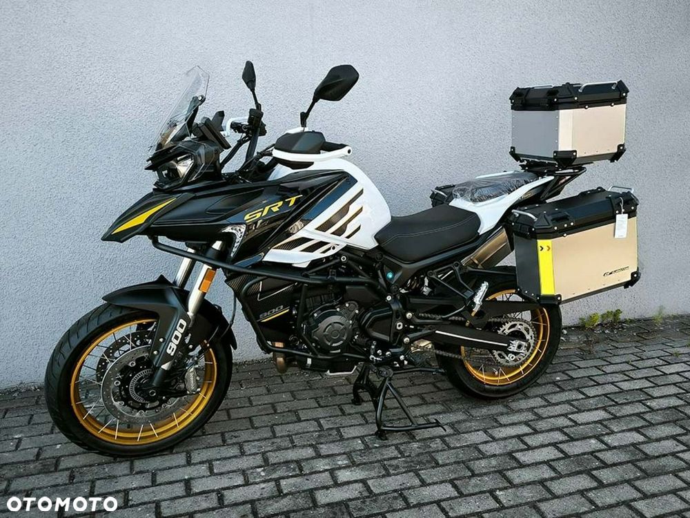 QJMOTOR SRT900SX - 13