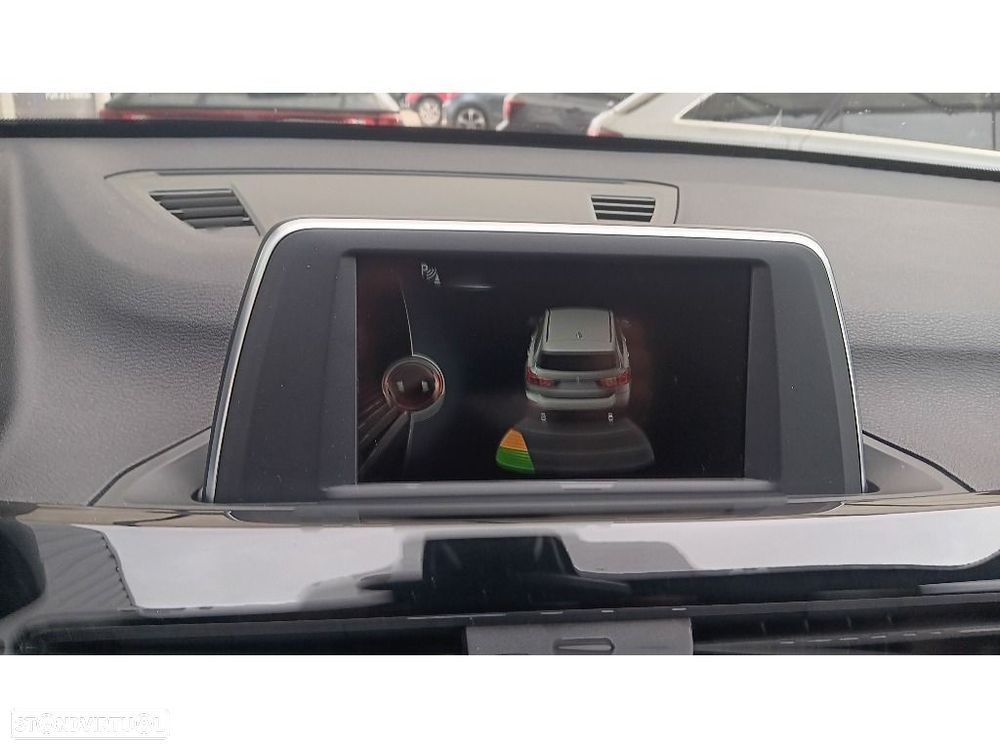 BMW X1 16 d sDrive Line xLine - 9