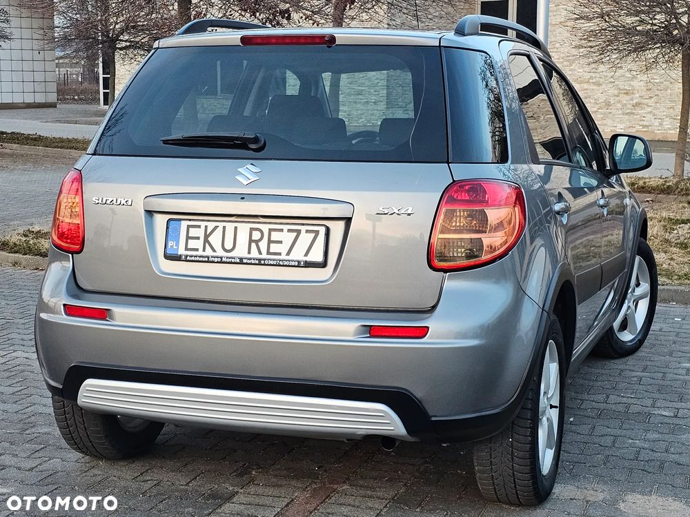 Suzuki SX4 1.6 Premium Outdoor - 10