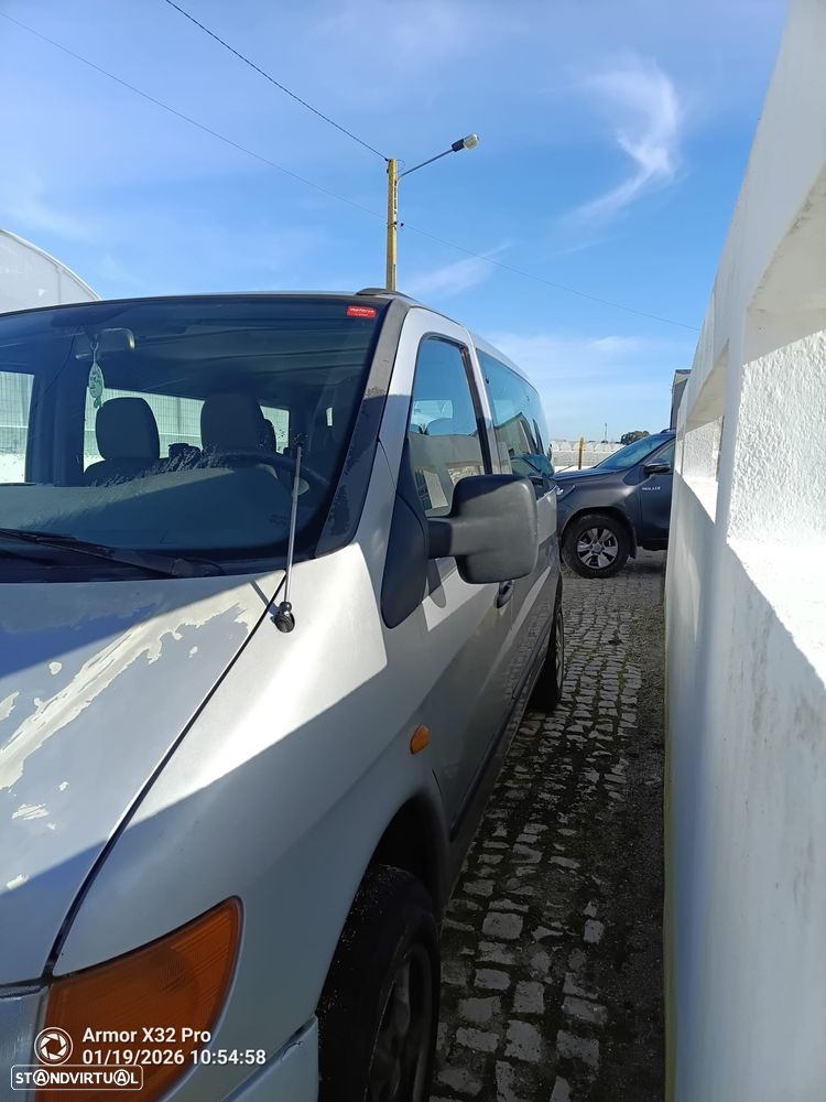 Mercedes-Benz VITO 112 CDI 2,2L 1999 (W638) 9 Lugares - 4