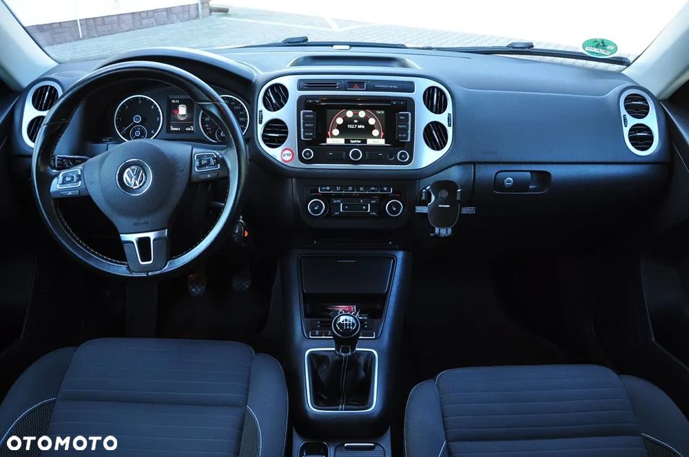 Volkswagen Tiguan 2.0 TDI DPF BlueMotion Technology Cup Sport & Style - 32