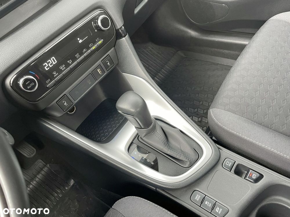 Toyota Yaris Hybrid 1.5 Comfort - 21