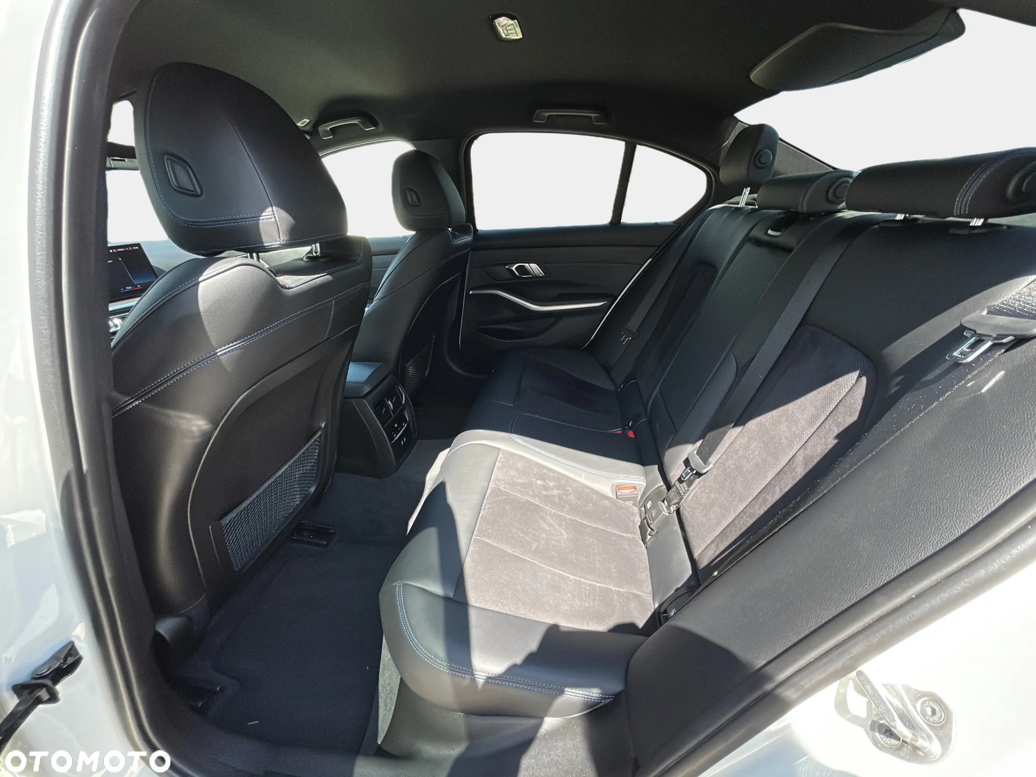 BMW Seria 3 320i M Sport sport - 15