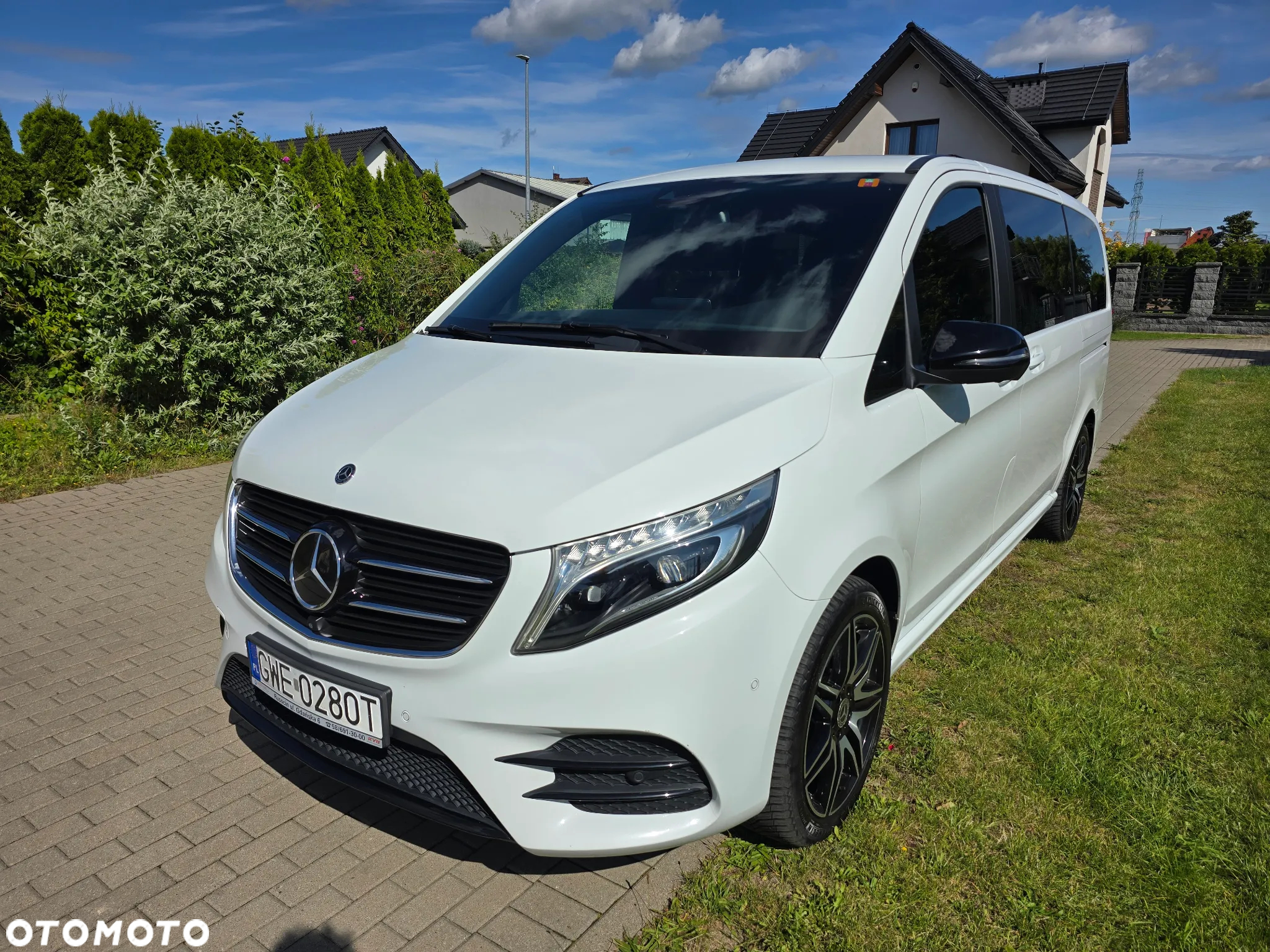 Mercedes-Benz Klasa V 250 d 4-Matic Avantgarde 7G-Tronic (d³ugi) - 2