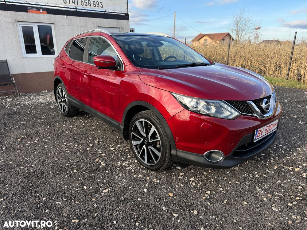 Nissan Qashqai 1.6 DCI Xtronic TEKNA+ - 4