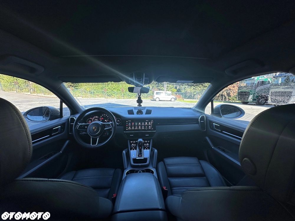 Porsche Cayenne - 13