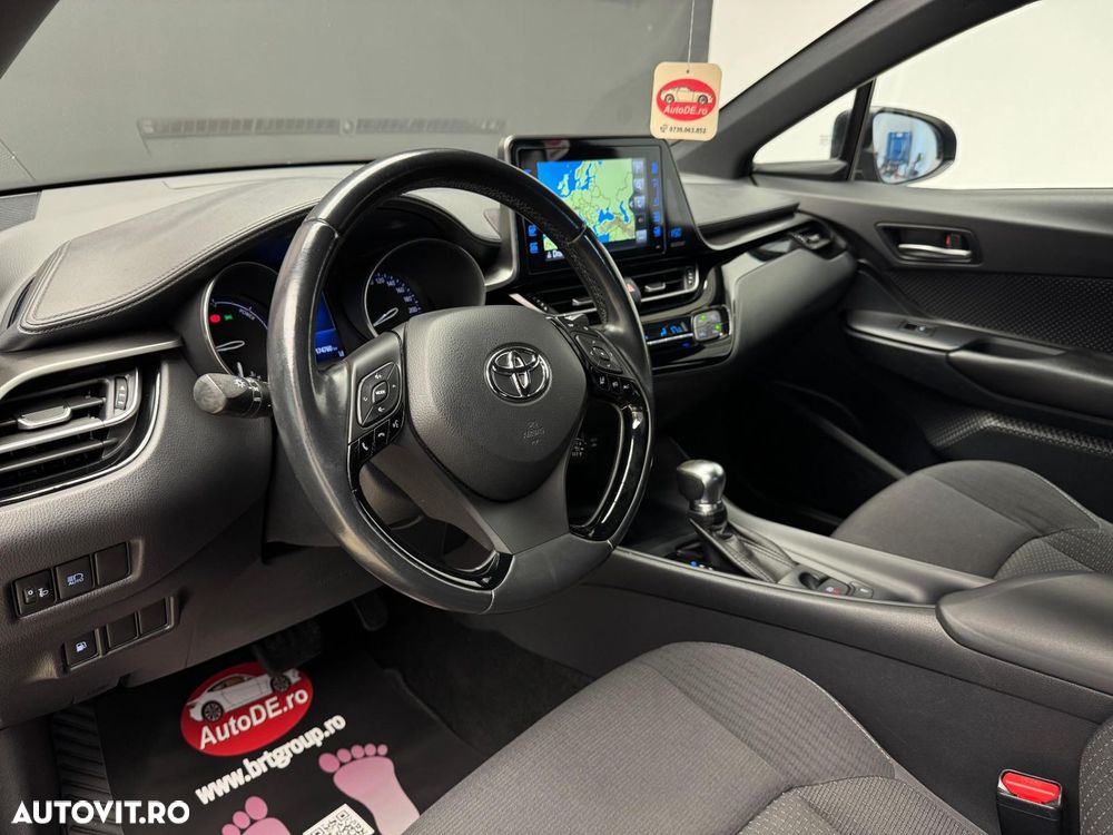 Toyota C-HR - 5