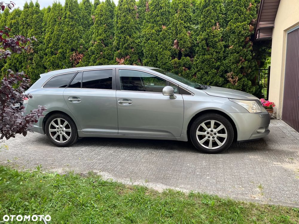 Toyota Avensis 2.0 D-4D Sol plus - 13