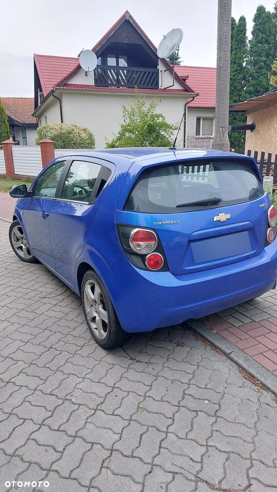 Chevrolet Aveo 1.6 LTZ - 3