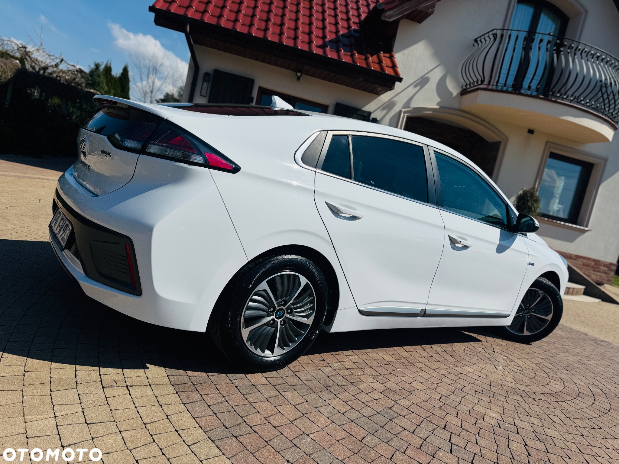 Hyundai IONIQ Plug-in-Hybrid 1.6 GDI Premium - 19