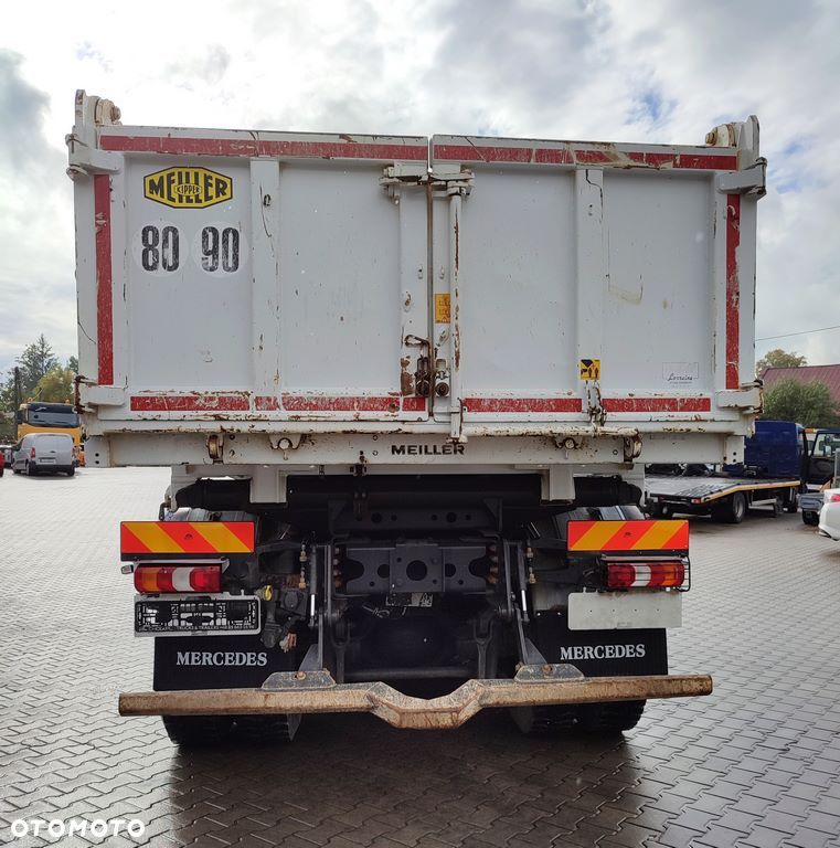 Mercedes-Benz Arocs 3243 - 6