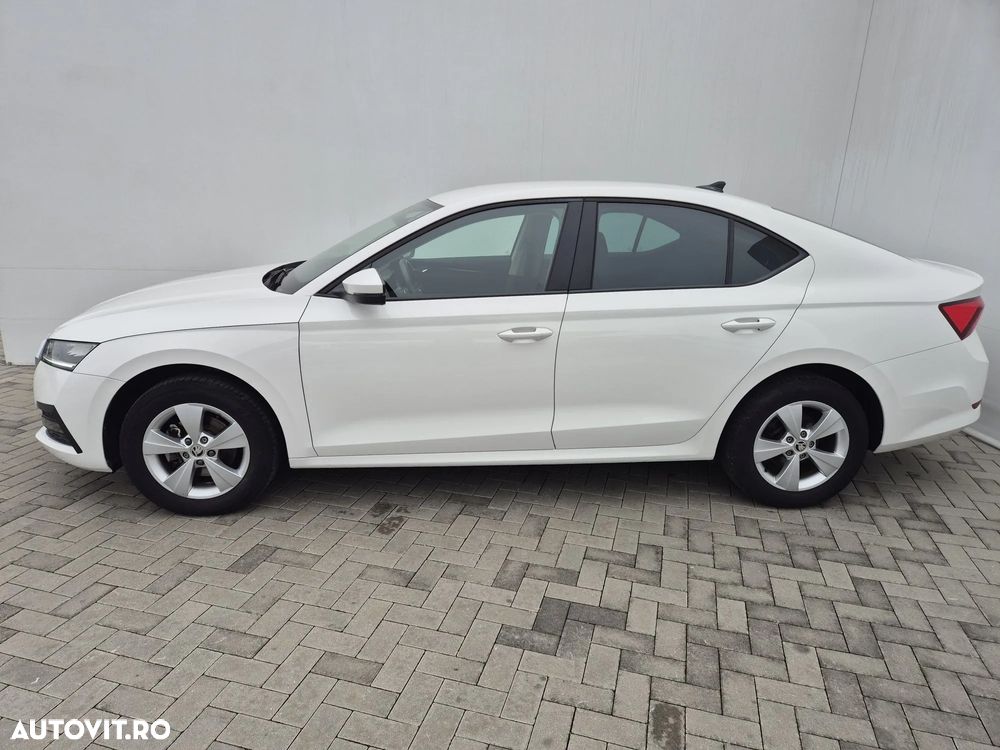 Skoda Octavia 1.5 TSI DSG MHEV Ambition - 2