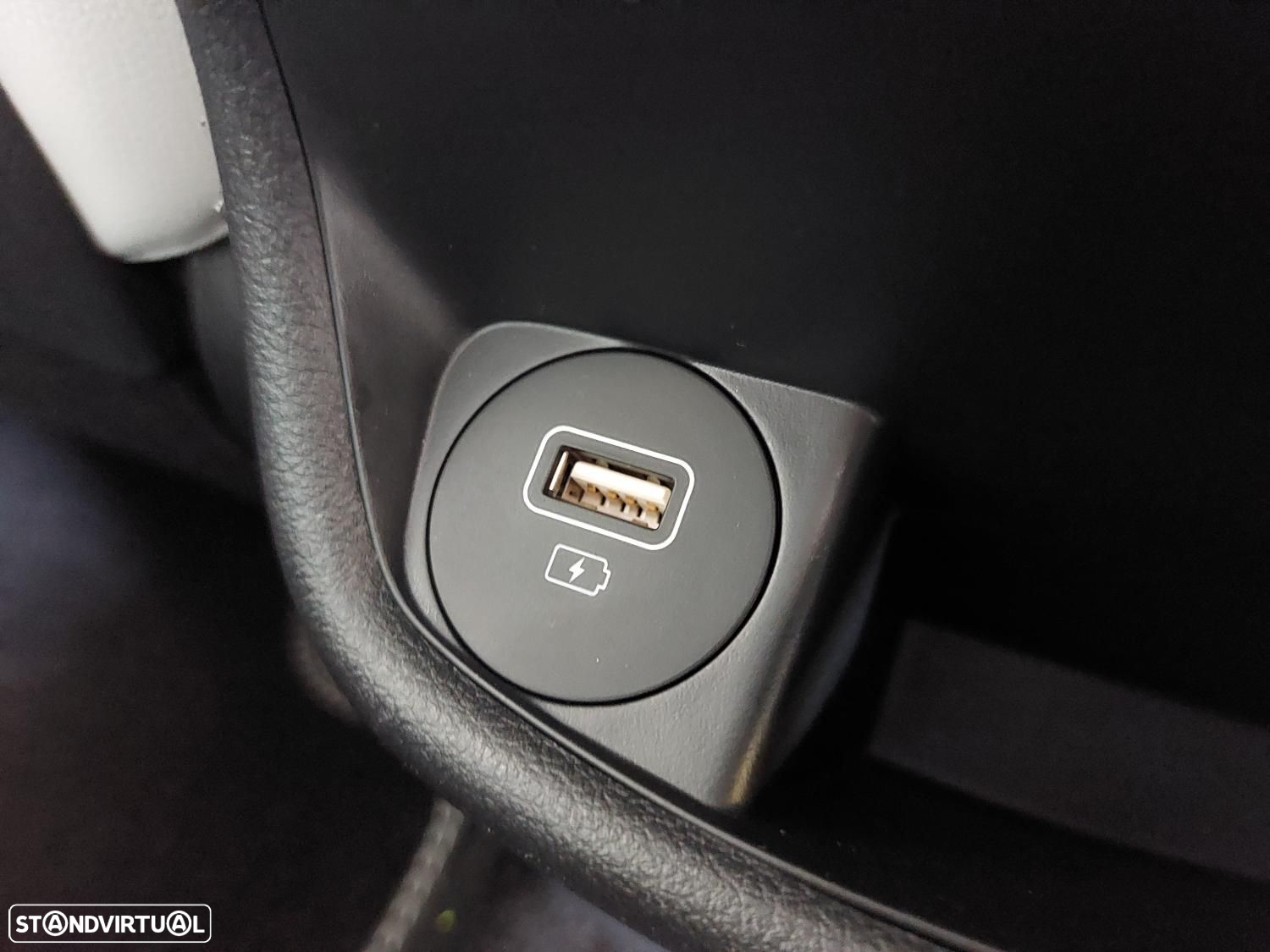 Hyundai Kauai EV 64 kWh Premium - 47