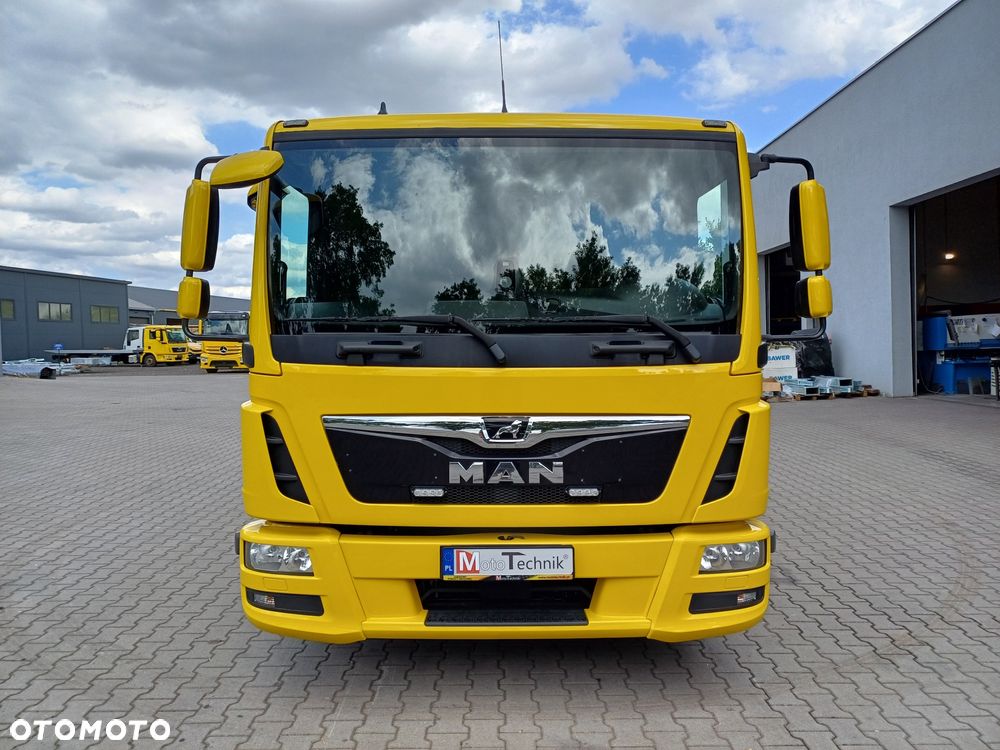 MAN TGL 12.220 POMOC DROGOWA / SPECJALNY - 17