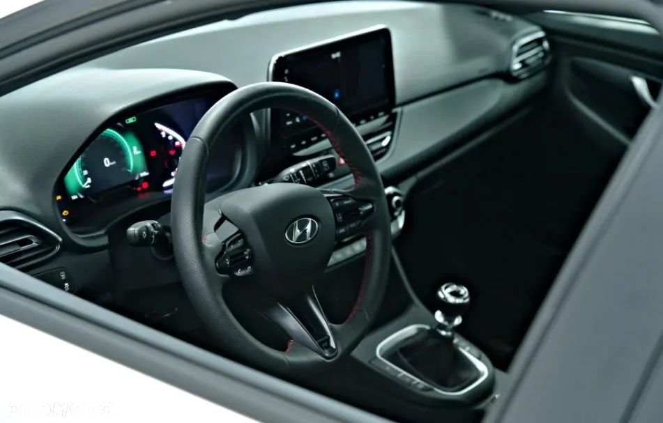 Hyundai i30 1.5 T-GDI 48V-Hybrid N-Line - 11