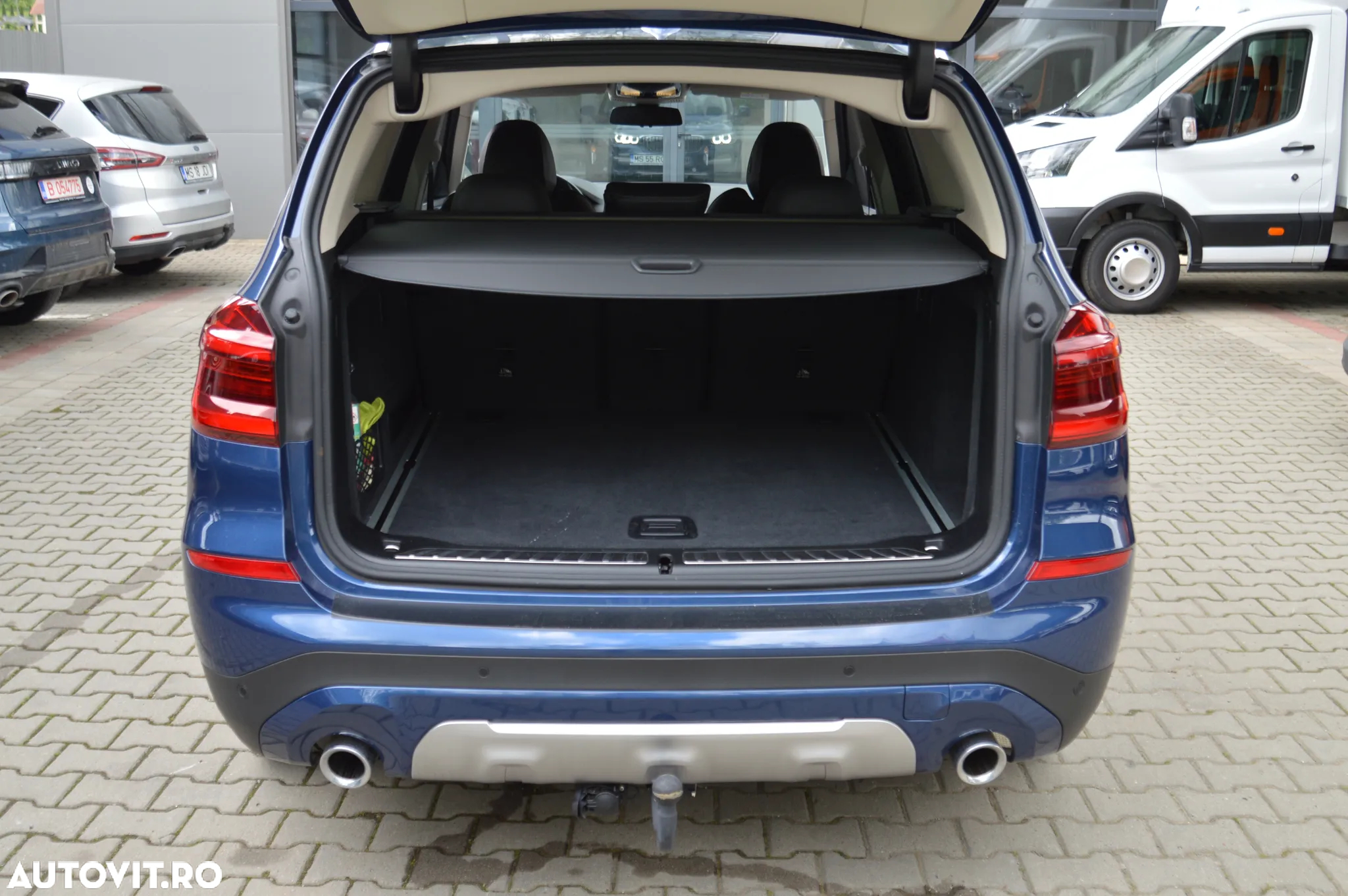 BMW X3 xDrive20d AT Luxury Line - 36