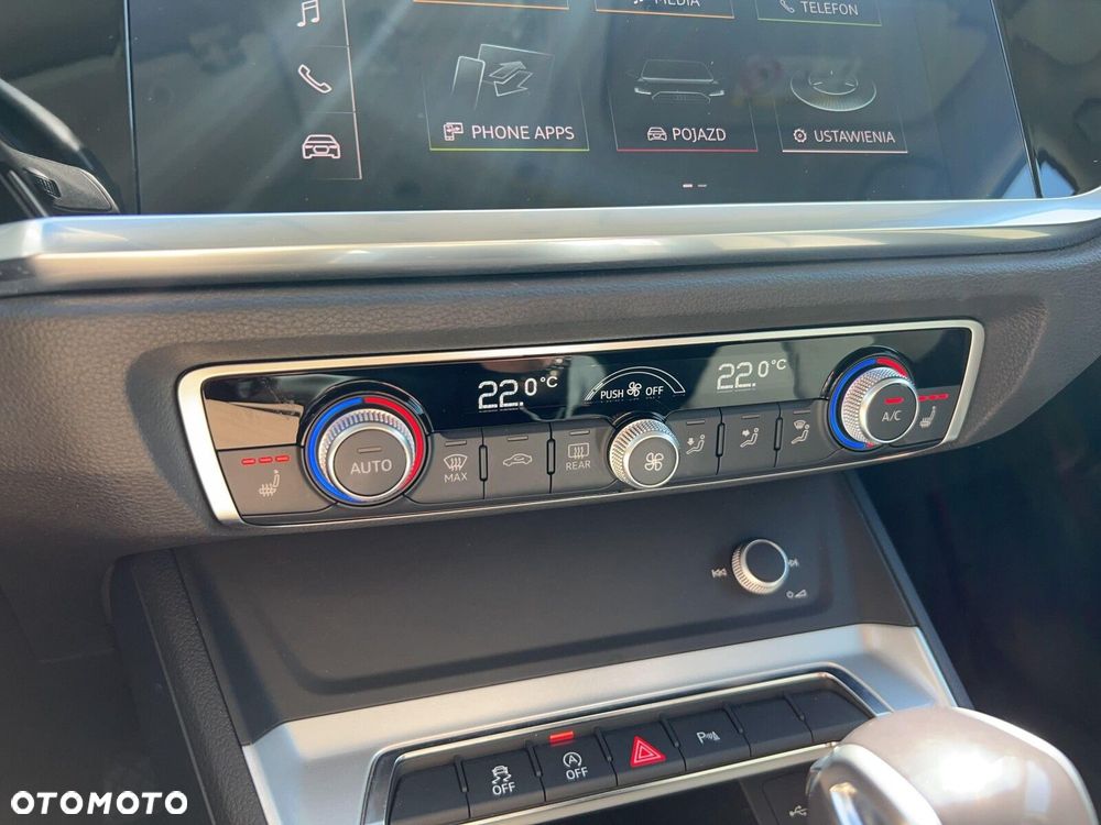 Audi Q3 - 18