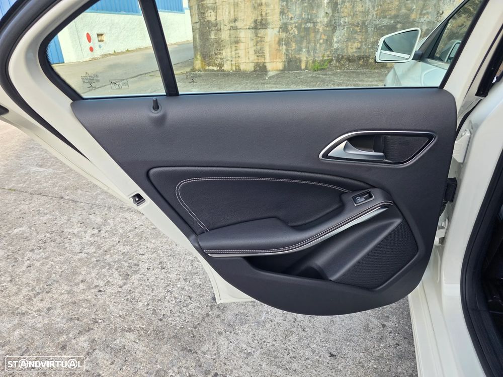 Mercedes-Benz A 220 CDI BE Urban Aut.113g - 25