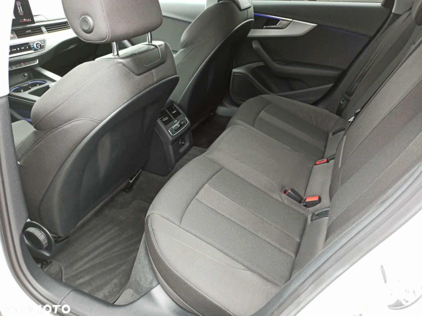 Audi A4 - 24