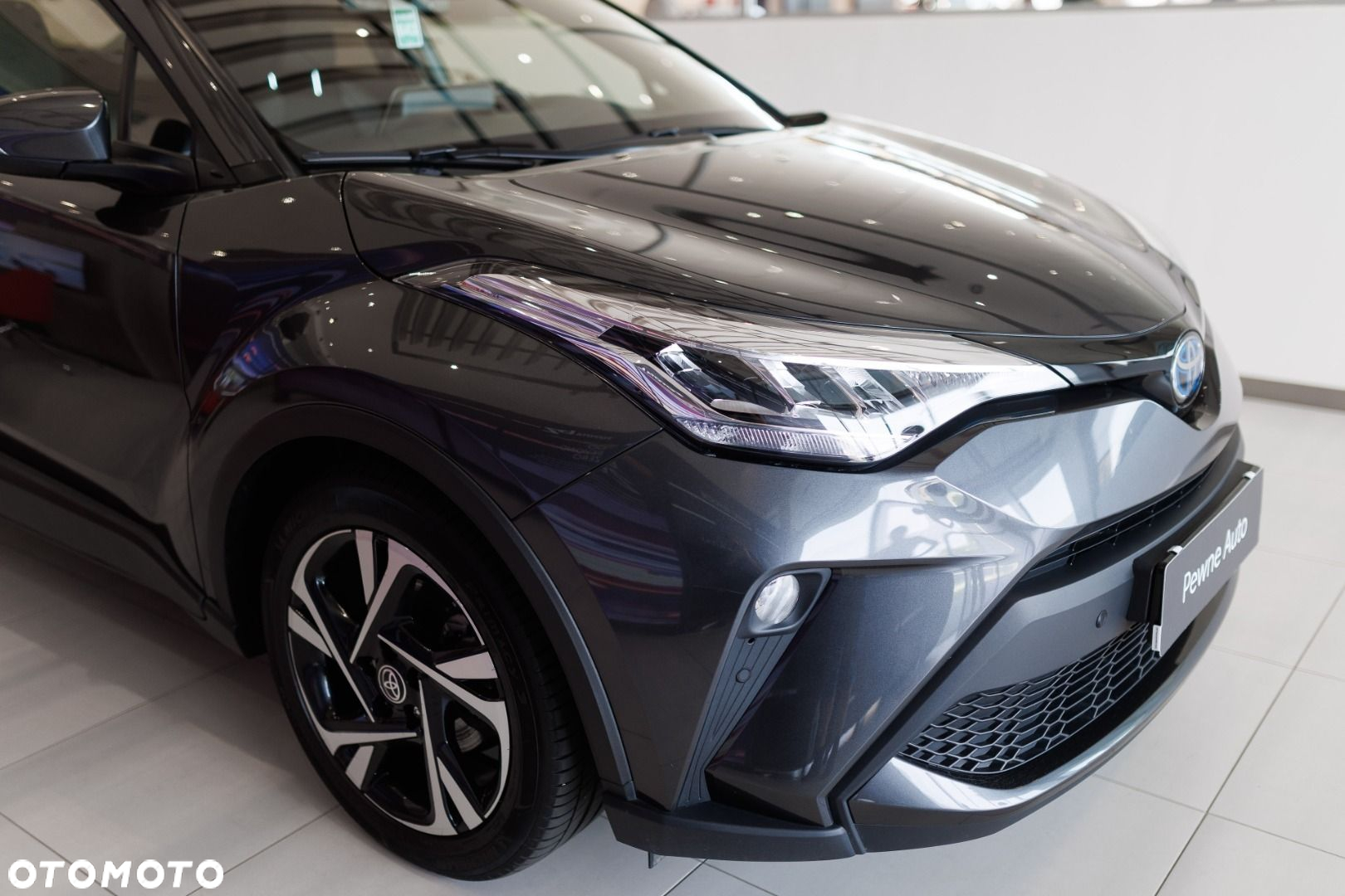 Toyota C-HR - 14