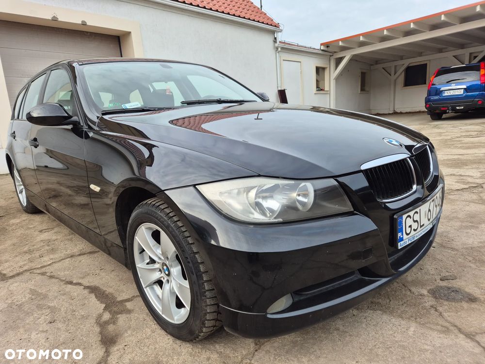 BMW Seria 3 318i - 15