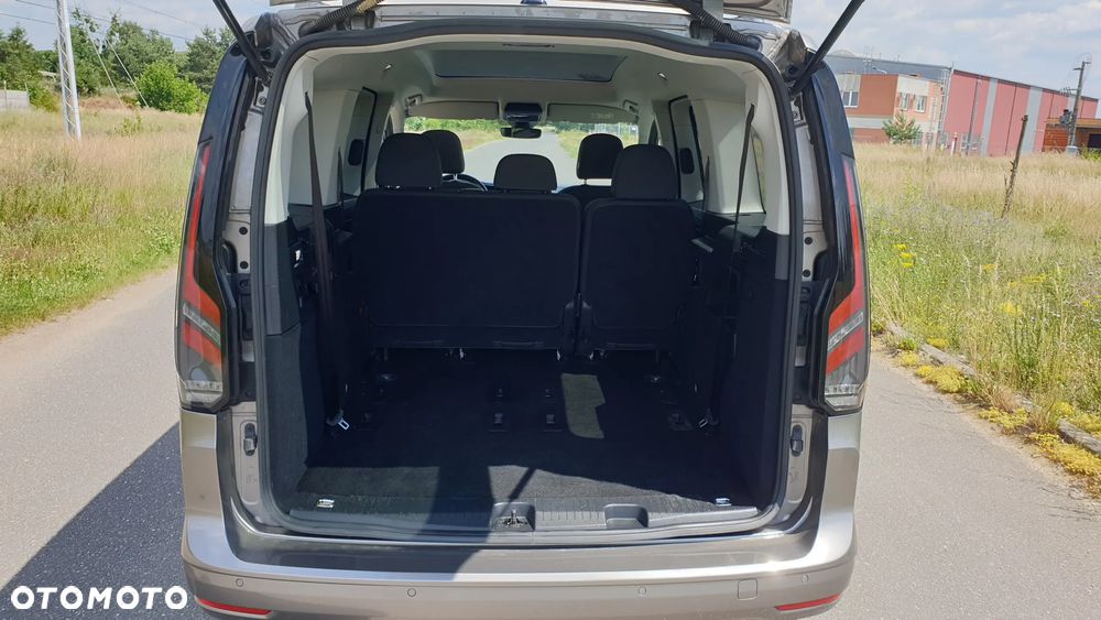 Ford Tourneo Connect Grand 2.0 EcoBlue Titanium - 26