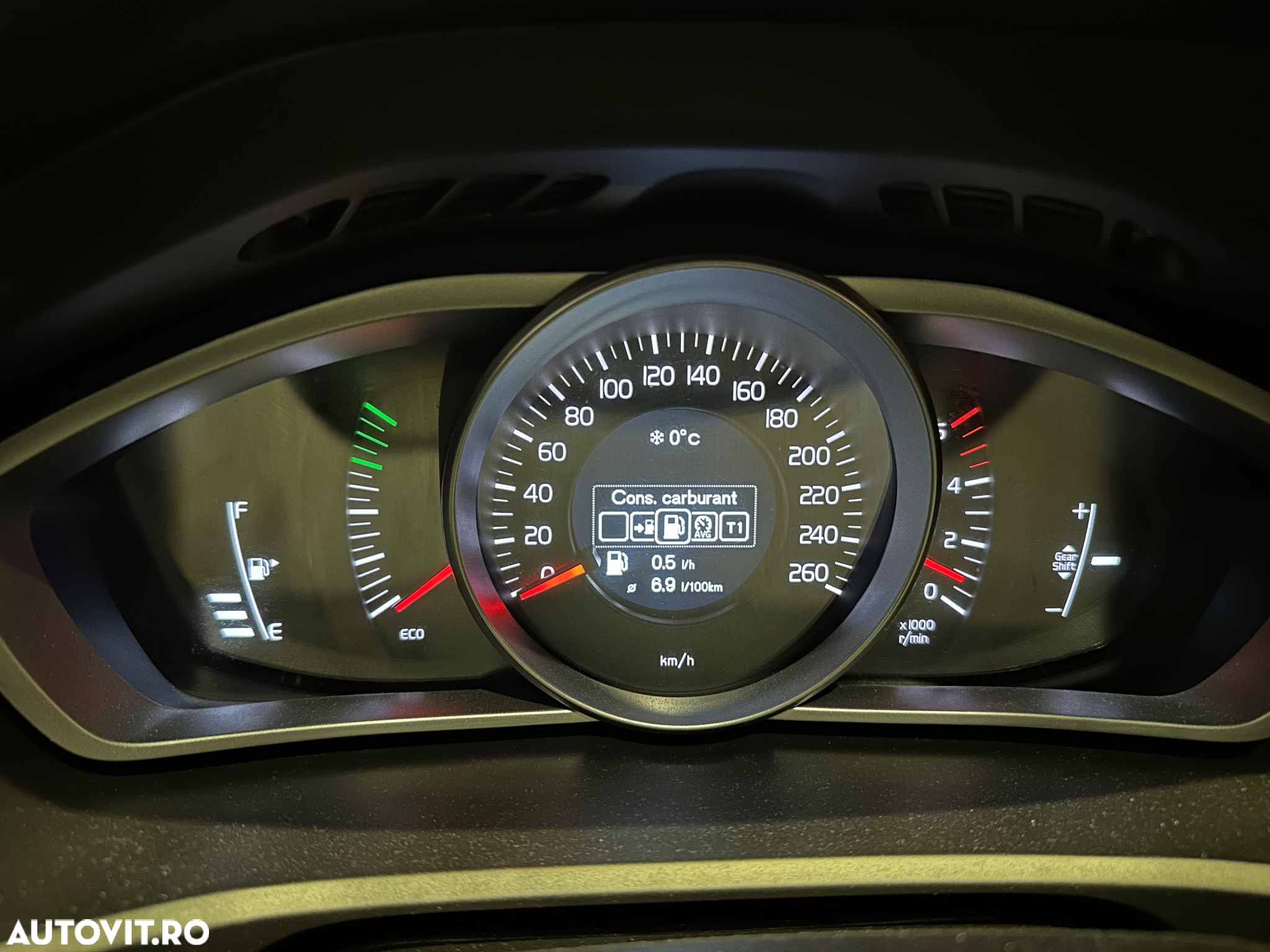 Volvo V40 D2 Basic - 12