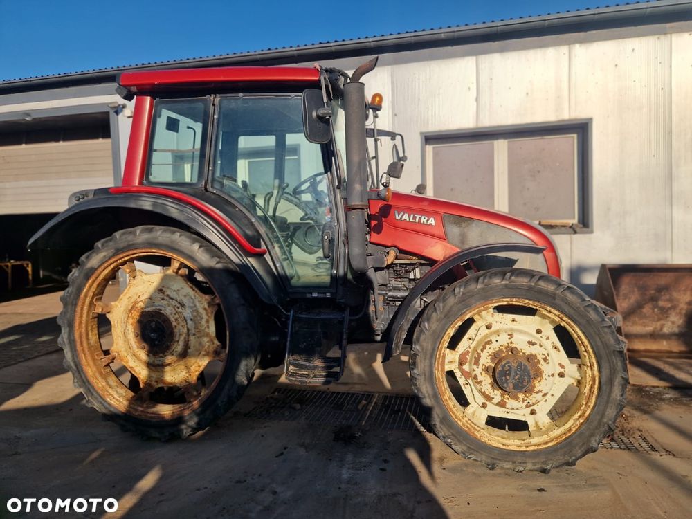 Koła wąskie do międzyrzędzi VALTRA 9.5R48 / 9.5R36 - 5