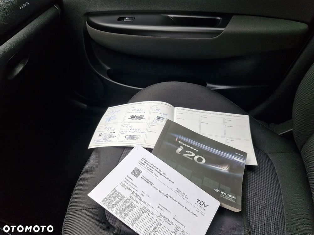 Hyundai i20 1.2 Intro Edition - 17
