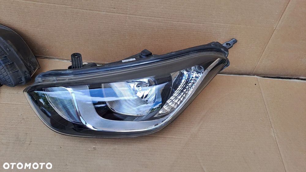 HYUNDAI I20 12-14 PRAWA LEWA LAMPA KOMPLET UŻYWANE 92102-4P500 92101-4P500 - 9