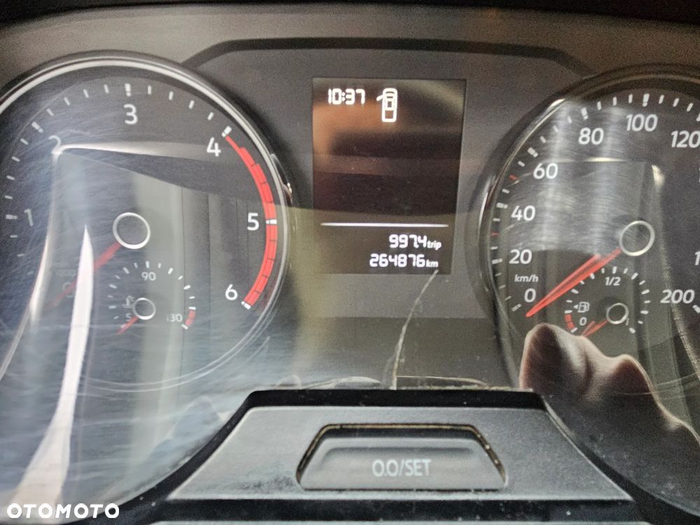 Volkswagen CRAFTER - 11