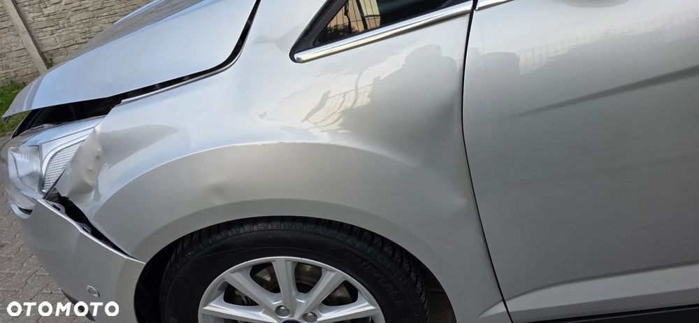 Ford C-MAX - 13