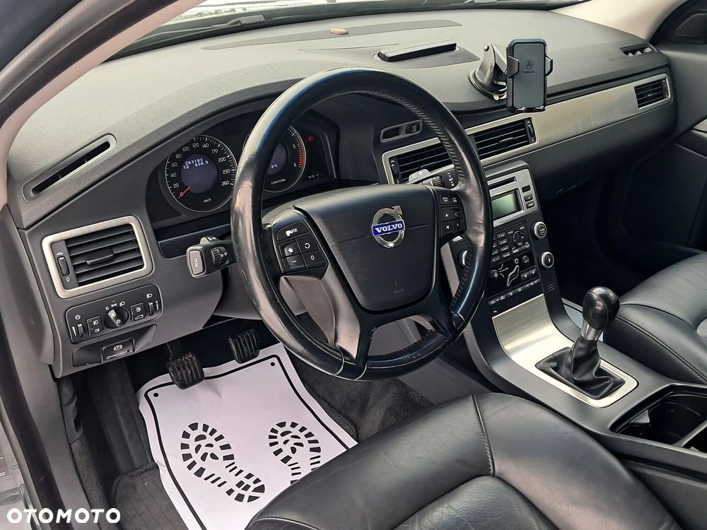 Volvo V70 2.0D Momentum - 14