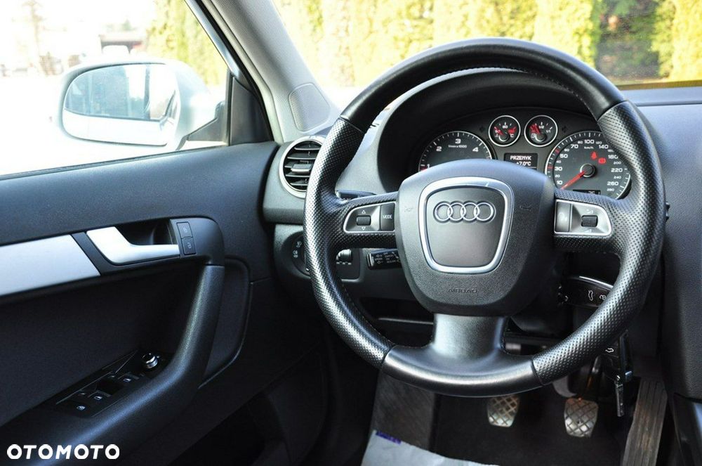 Audi A3 Sportback - 32