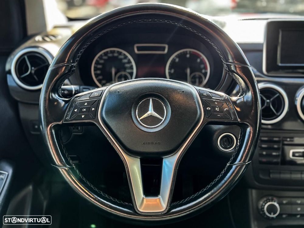 Mercedes-Benz B 180 CDi BlueEfficiency - 11