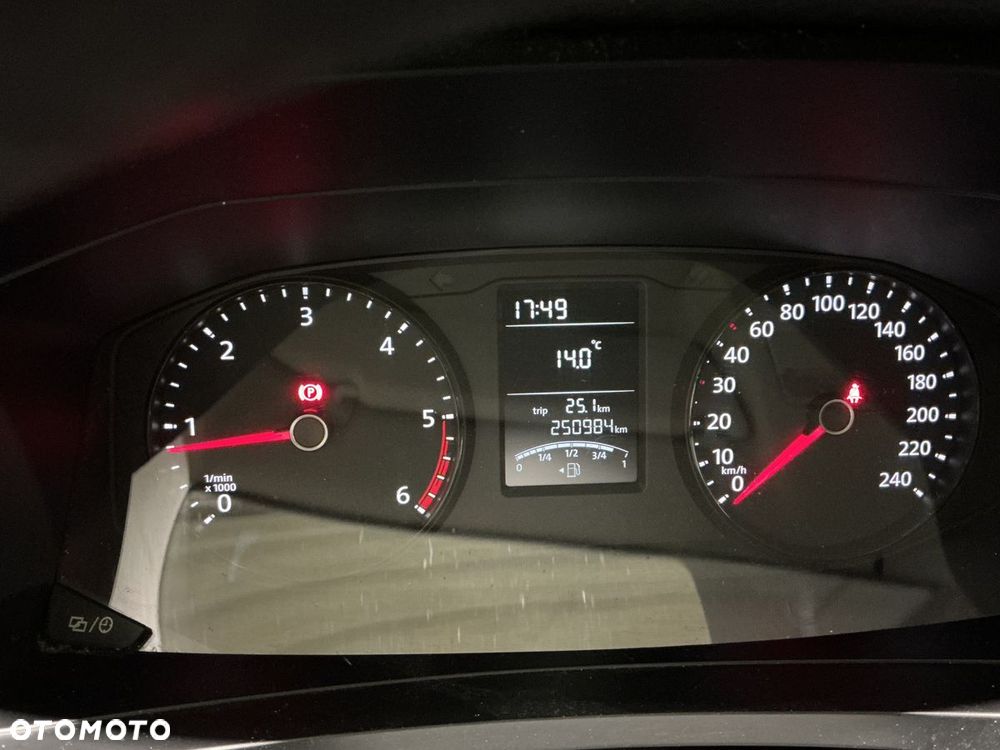 Volkswagen Caravelle 2.0 TDI L1 Trendline - 18