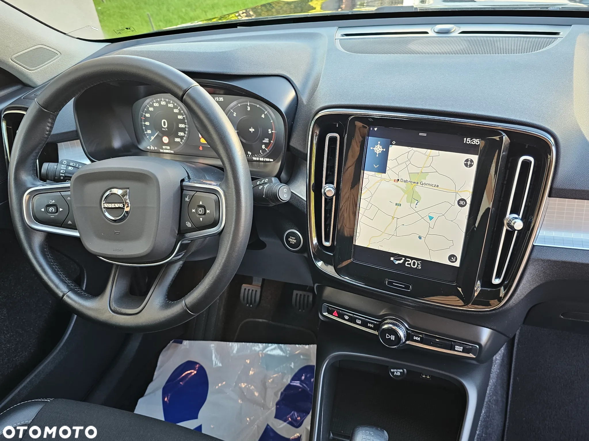 Volvo XC 40 D3 Momentum Pro - 27