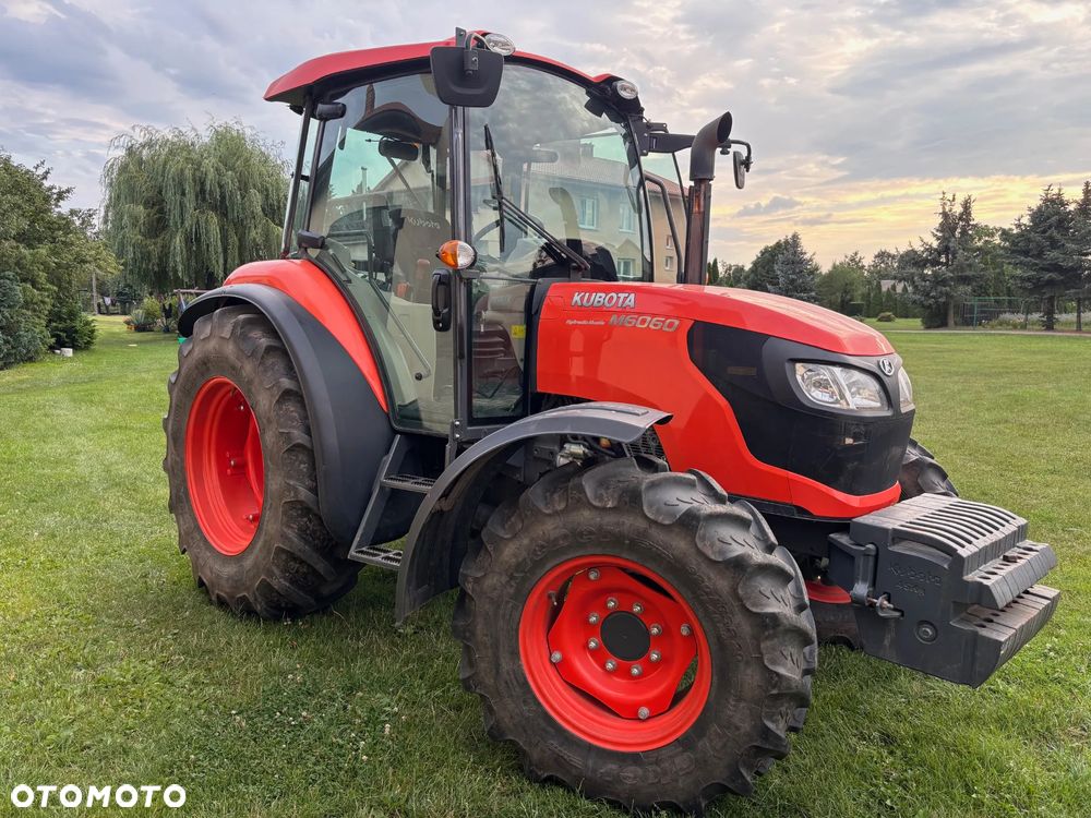 Kubota M6060 - 1