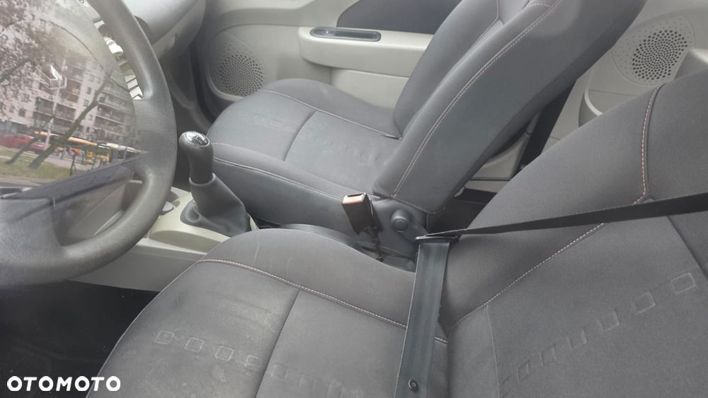 Toyota Yaris 1.4 D-4D Executive - 8