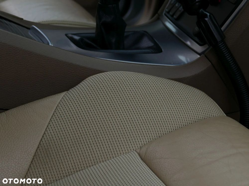 Volvo S60 2.4 Momentum - 19