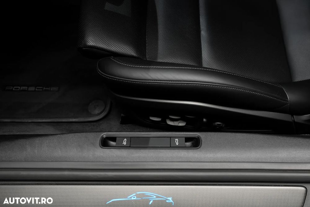 Porsche 911 911Turbo S - 14