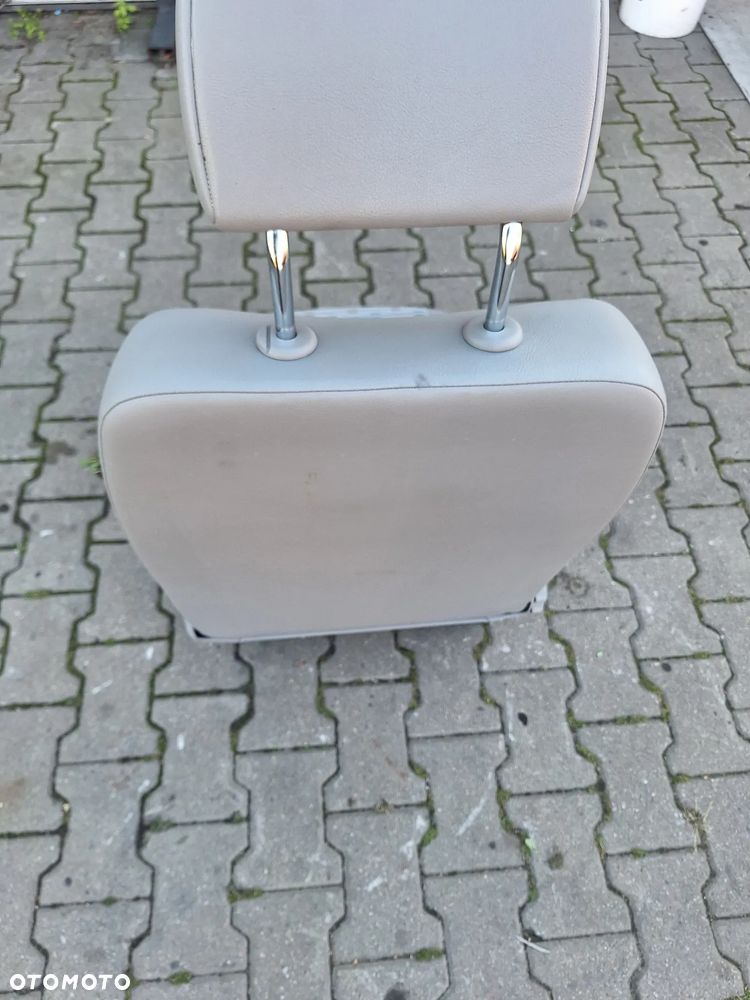 FOTEL LEWY PRZÓD KIEROWCY  VW TRANSPORTER T5 LIFT CARAVELLE - 4