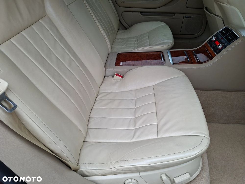 Audi A8 4.2 Quattro Langversion - 26