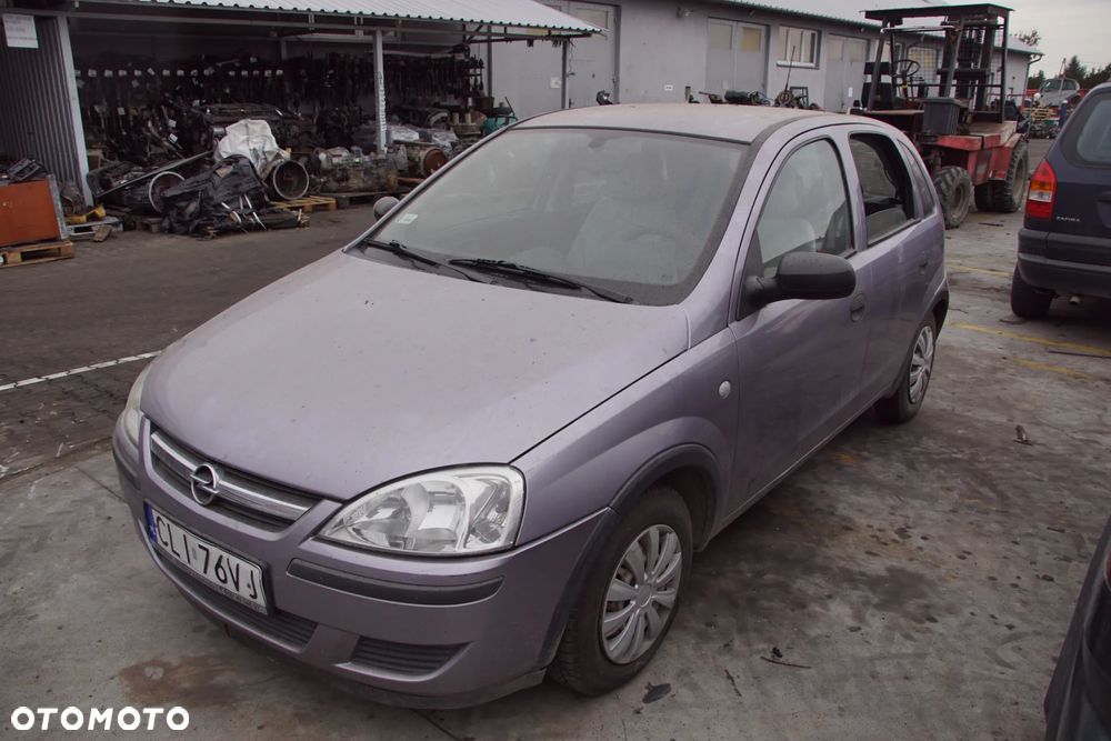 Auto na części - Opel Corsa C Lift 1.2 80 KM Z12XEP F13 4OU 2004R Silnik Skrzynia Drzwi Maska Błotnik Klapa Zderzak Lusterko Lampa Klamka Szyba Deska Kokpit Sterownik Moduł Czujnik Licznik Panel Wyświetlacz Kierownica - 7