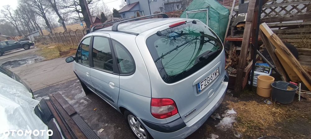 Renault Scenic 2.0 16V Alize - 31