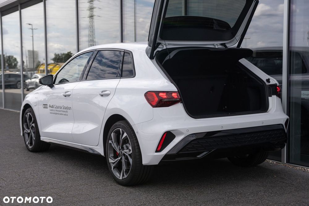 Audi A3 Sportback - 8