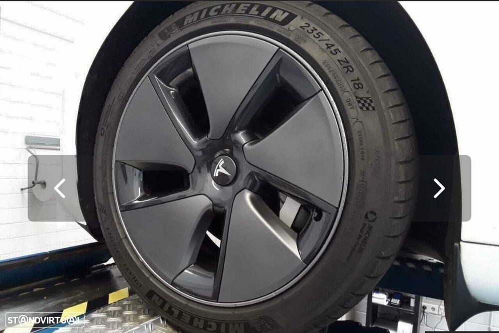 Tesla Model 3 Standard Range Plus RWD - 11