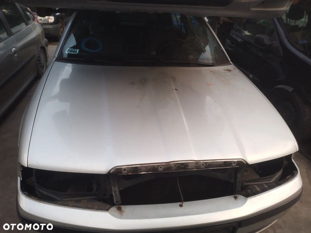 SKODA OCTAVIA I LIFT 00-10 1.9 TDI    BŁOTNIK PRAWY LEWY PRZÓD  9102 - 6