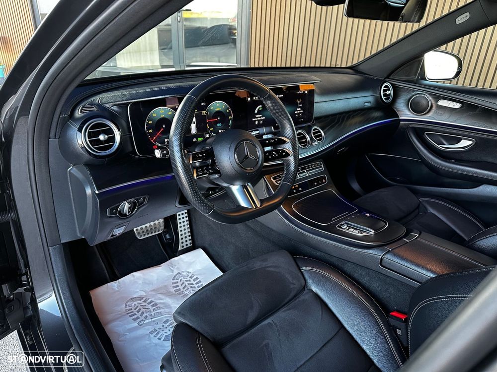 Mercedes-Benz E 300 de AMG Line - 21