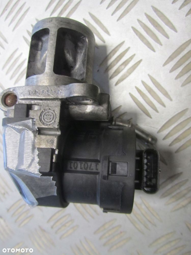 ZAWÓR EGR MERCEDES A 6421401060 A6421402160 - 4